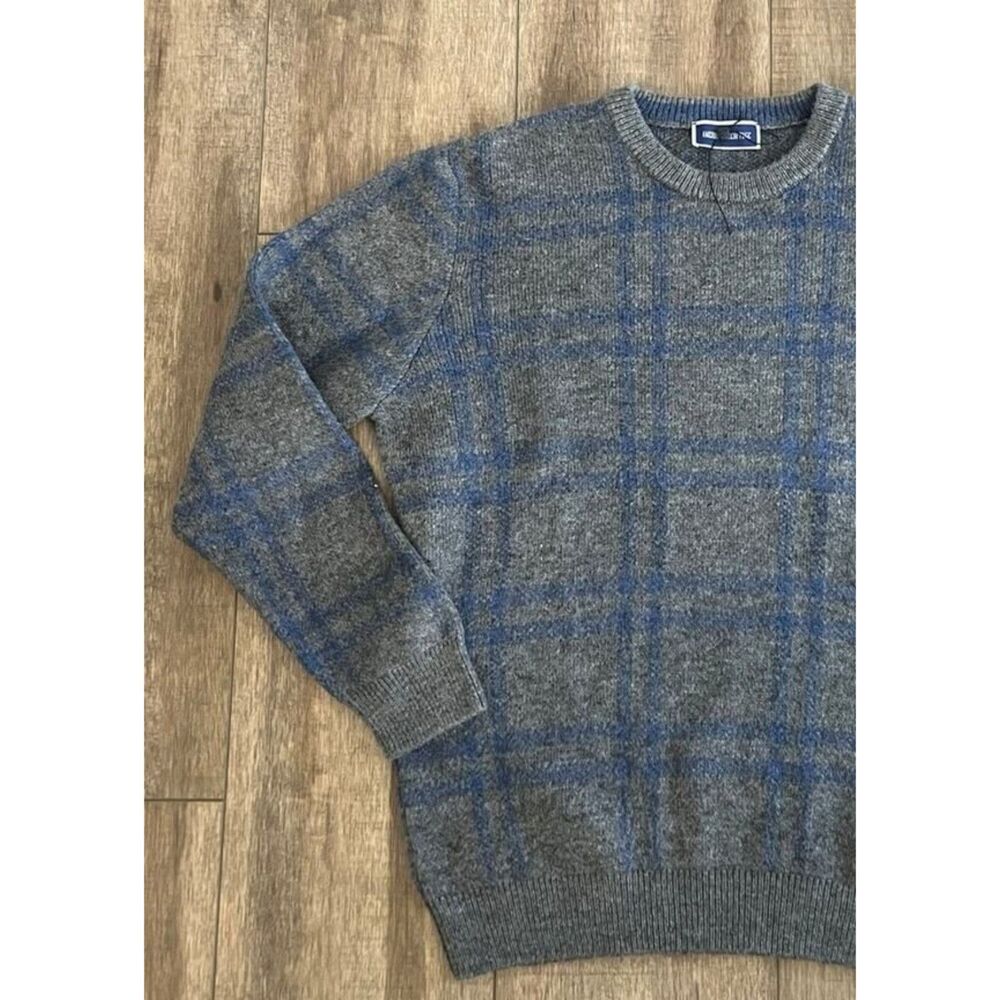 Men’s American Heritage Sweater gray and blue plaid crewneck size large